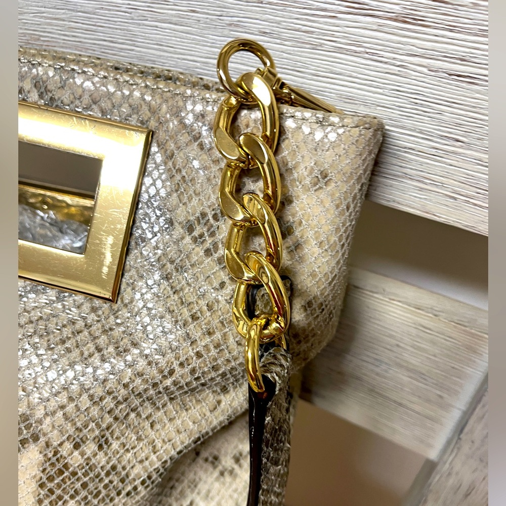 Michael Kors crossbody/Clutch, EUC, snakeskin pattern, soft, heavy feel - Picture 2 of 14